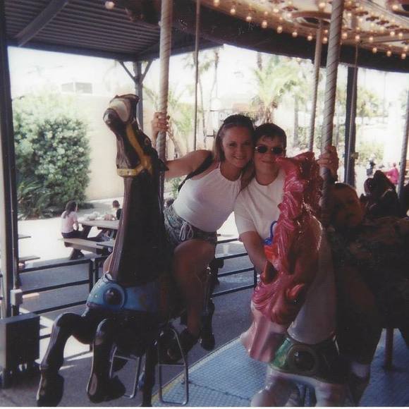 Meet your Posher, Carolyn - Picture 1 of 1